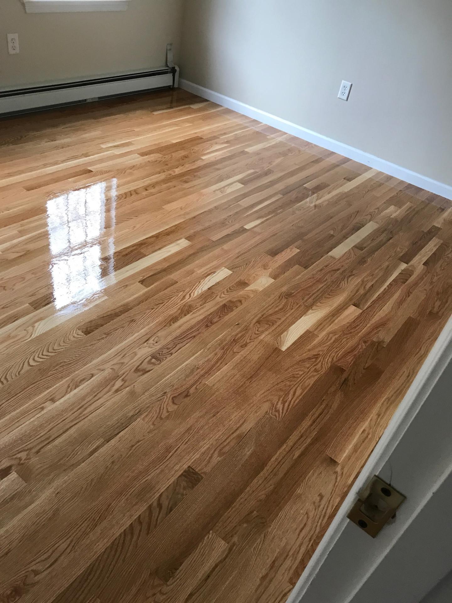 Natural White Oak Hardwood Floors | Central Mass Hardwood Inc.