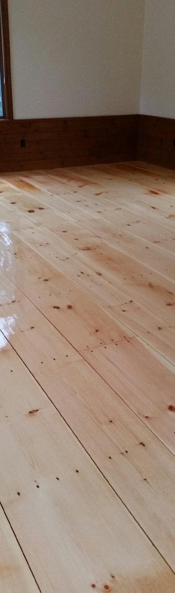Eastern Pine Hardwood Floors