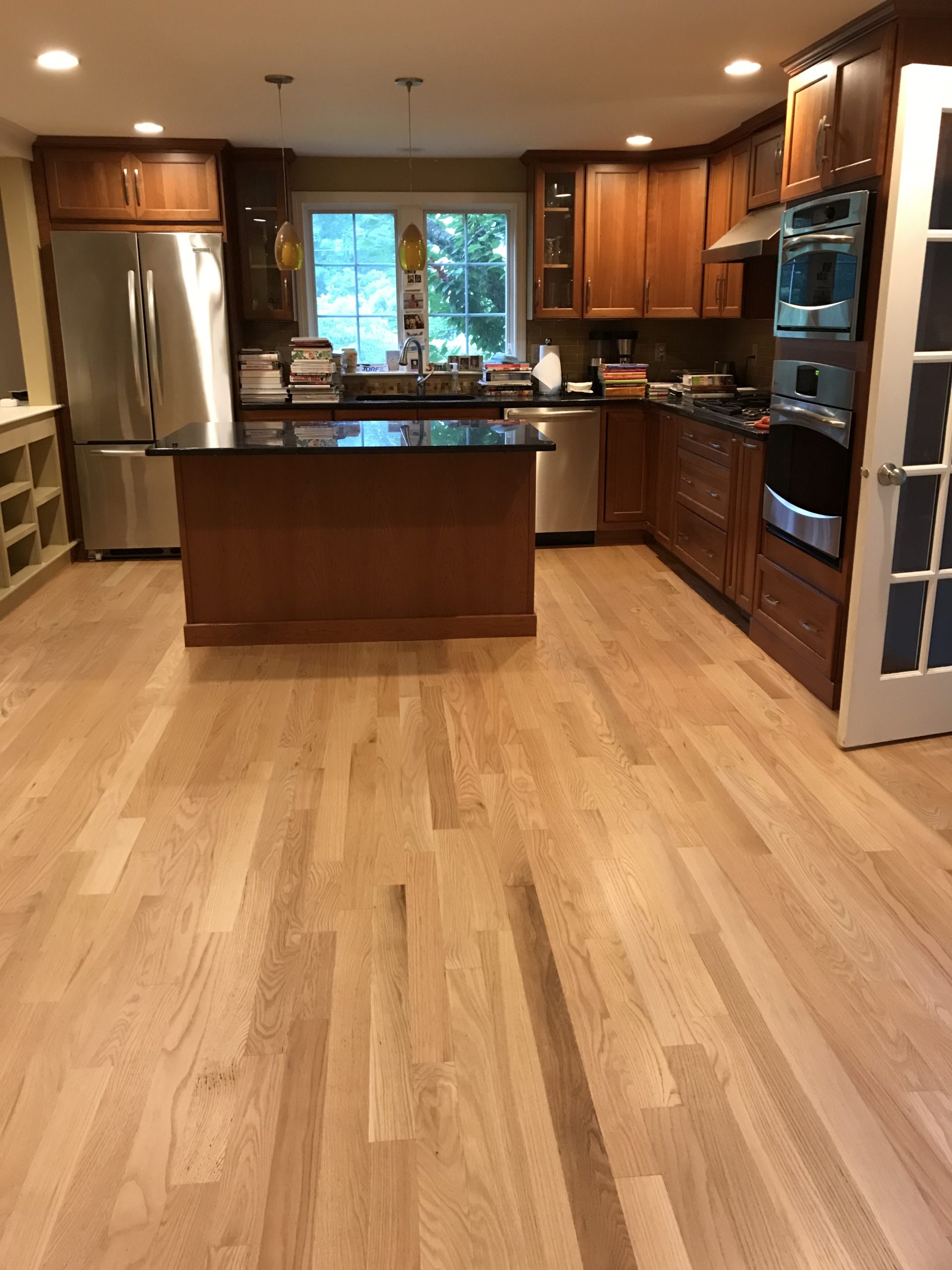 Red Oak In Kitchen Bruce White, Bruce Pegged Hardwood Flooring