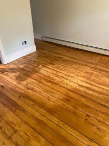 reclaimed pine hardwood floors